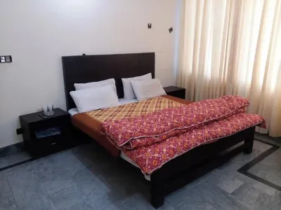 كاشمير إن هوتل موزافاراباد Hotels near Zia Mosque, Azad Jammu & Kashmir