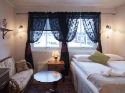 Mary-Ann's Polarrigg Hotels in Longyearbyen