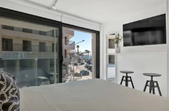 Phaedrus Living Alkminis Seaview Suites Pantai Hotels in 