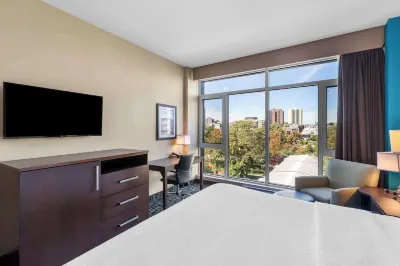 베스트 웨스턴 플러스 호텔 몬트리올  호텔