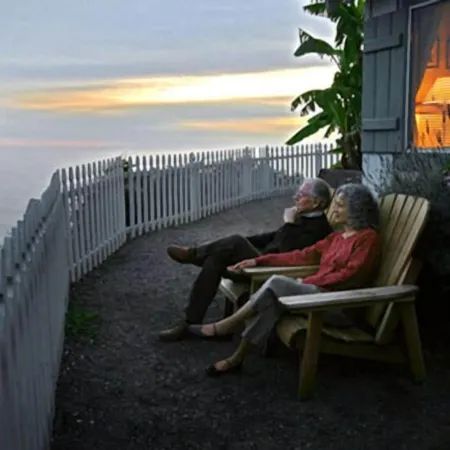 Lucia Lodge