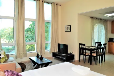 Mcln - Spacious Furnished Studio Hotels in Discovery Gardens
