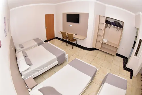 LIV Hotel Hotels in Pirassununga