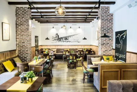 Nest Отели в г. Дробета-Турну-Северин