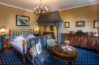 Burghotel Auf Schönburg Hotels in Rheinbollen