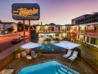 The Tangerine - a Burbank Hotel Hotels in Burbank