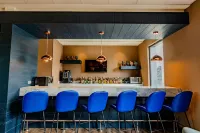 Hampton by Hilton Santiago Las Condes - bar