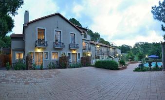 Duke & Duchess Boutique Hotel