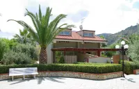 Spacious Apartment for 4 People in Residence