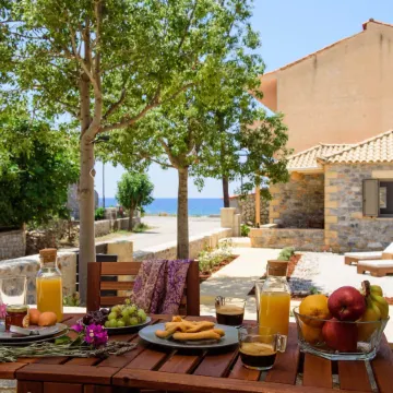 Calme Suites Mani