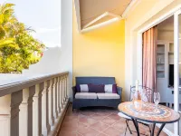 Nova Hotels in Palm-Mar