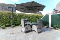 Frisches Nurdach-ferienhaus für bis zu 4 Personen