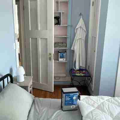 Castle in The Sky ! Beautifully Renovated Victorian one Block from Main St. Rooms