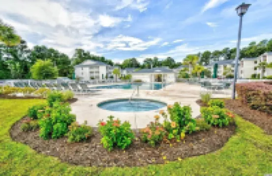 Spacious 3-Bedroom Getaway Myrtle Beach. Includes Entry to State Parks