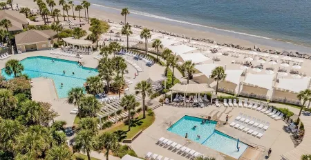 Golf Course Views and Screened Porch - Stunning Island Oasis