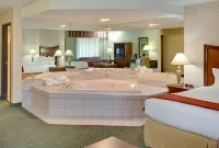 Holiday Inn Express Chicago-Downers Grove Hotels in Downers Grove