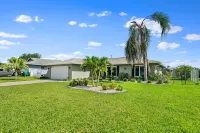 LOW RATES! Everything you need to make a memorable SUMMER VACATION IN THE CAPE! Hotels near Park 1110 Plaza