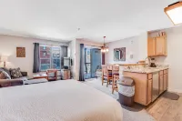 River Mountain Lodge by to