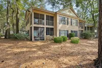 Gorgeous Golf Retreat with Beach Gear - Inviting Coastal Getaway Hotel dekat Pawleys