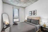 Stunning City Views and Fully Loaded Kitchen - Stylish Urban Oasis