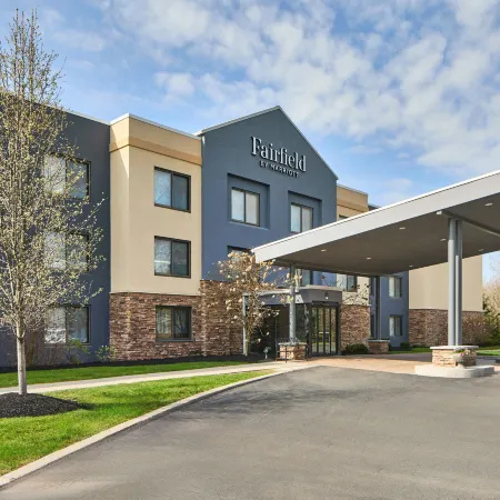 Fairfield Inn and Suites Rochester East