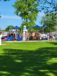 Private Patio and Lake Peekaboo Views - Charming Sunlit Escape Hotels in Port Clinton