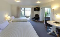 Westport Spa Motel Hotels in Westport