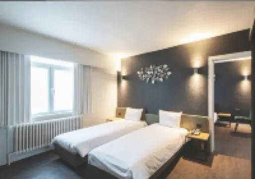 Hotel Cortina โรงแรมใน