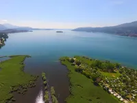 Chalet by Lake Maggiore with Garden Views Hotels in Verbania