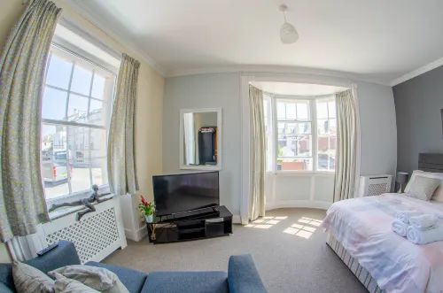 Olivers Guest House - Pensions