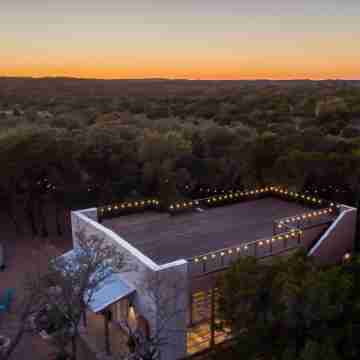 Lucky Arrow Retreat - Dripping Springs Hotel Exterior