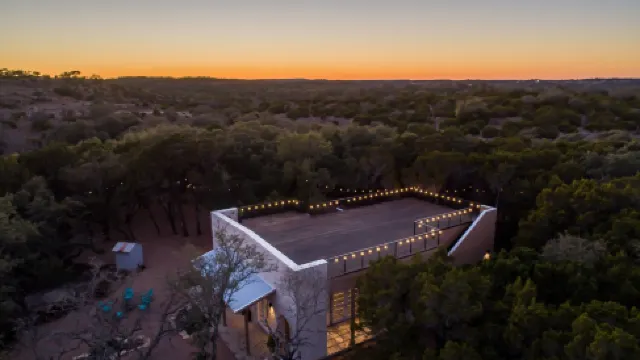 幸運箭度假屋 - 德里平斯普林飯店