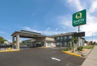 Quality Inn & Suites Kennewick Tri-Cities Hotels in Kennewick