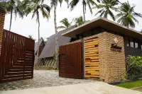 Soluna Beach Resort Hoteles cerca de St Pedro Church