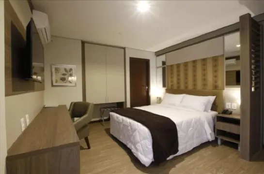 聖利奧波爾杜克萊恩威樂飯店 聖萊奧波爾多住宿飯店