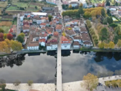 カサ グアルディオン シャベシュのホテル