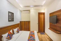 FabHotel Royal Touch Patel Nagar
