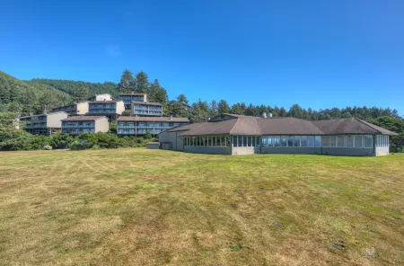 Inn at Otter Crest