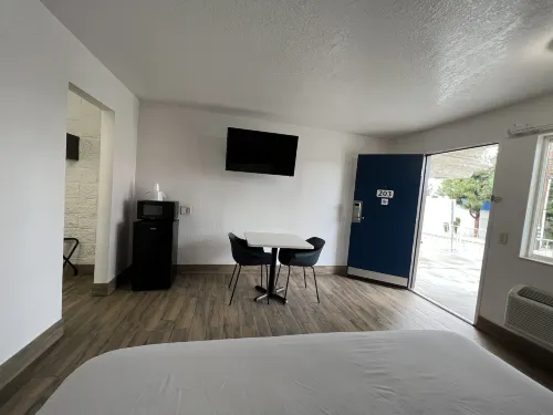 Motel 6 Orange, CA - Anaheim Hotels in Yorba Linda