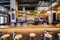 Moxy Chicago Downtown