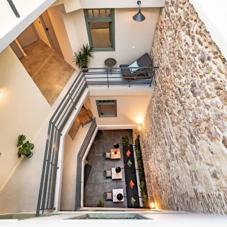 Athens Hub Hostel