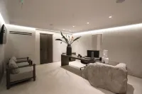 Aeonic Suites and Spa - spa
