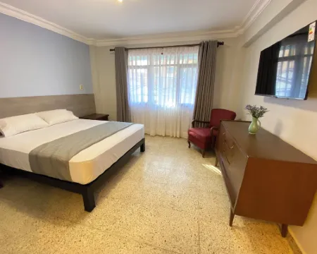 Izza Hotel Hoteles en Cochabamba