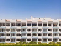 Aparthotel Navigator Hotel dekat Mareta Beach