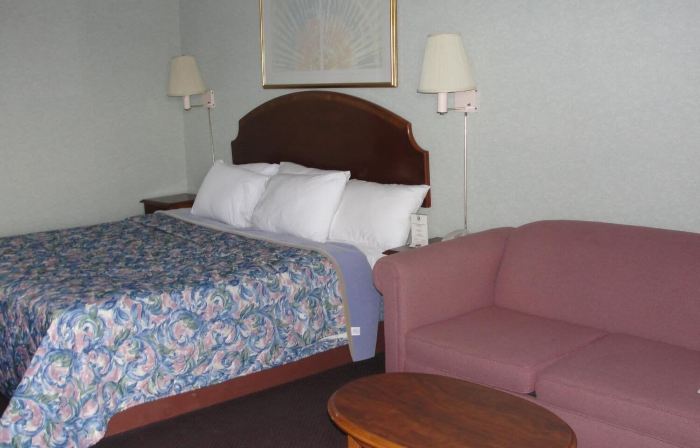 Budget Inn