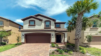 Windsor Greenview Home Pool Spa No Rear Neighbor!