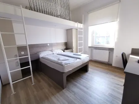 Rooms Ambrožič Отели рядом с достопримечательностью «Центральный рынок»