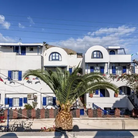 Hotel Porto Perissa Отели рядом с достопримечательностью «Пляж Перисса»