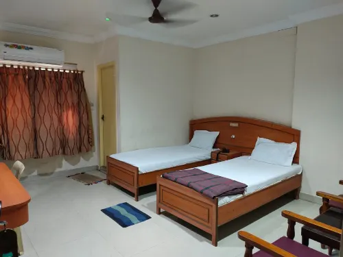 Hotel Geetha International Hotels in Thoothukkudi