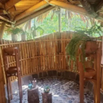 Bosque Guardian Lodge Hotels in 